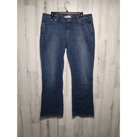 Levi's 545 Jeans Womens 16M Low Boot Cut Regular Fit Dark Wash Blue Cotton Blend - Picture 1 of 10